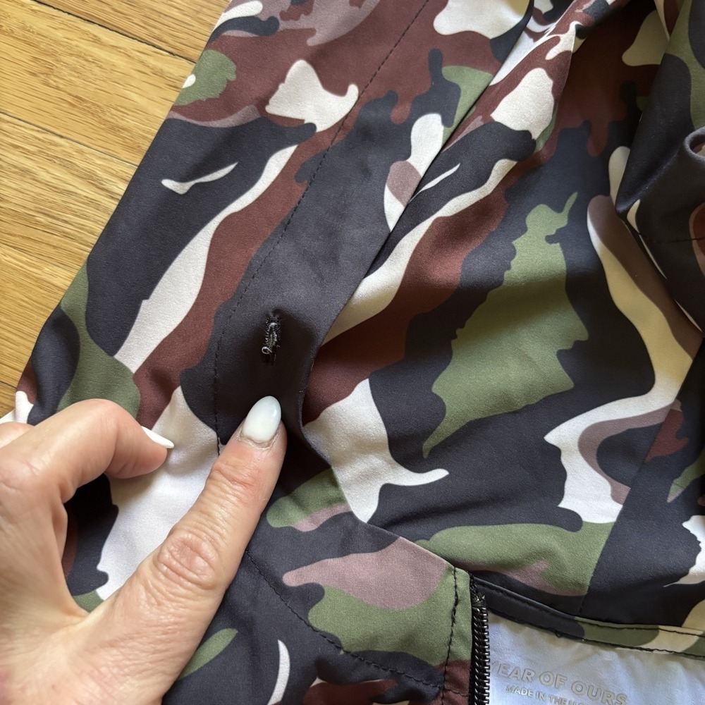 Year Of Ours Camo Terrain Jacket full zip Cropped Medium Performance Lightweight - Picture 12 of 12